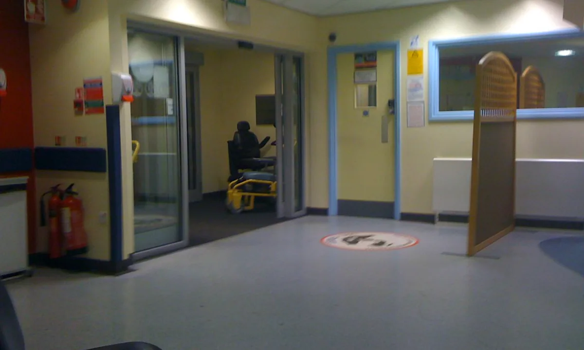 Kuaför ve Güzellik Merkezi Bekleme Koltuğu Temizliği | İlk İzlenimi Güçlendiren Bakım 2026